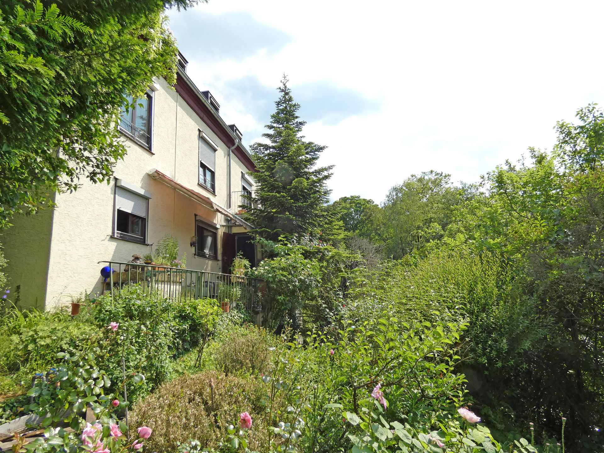 Ein interessantes, seltenes und vielseitiges Kaufangebot! Großzügiges, familiengerechtes in Stuttgart