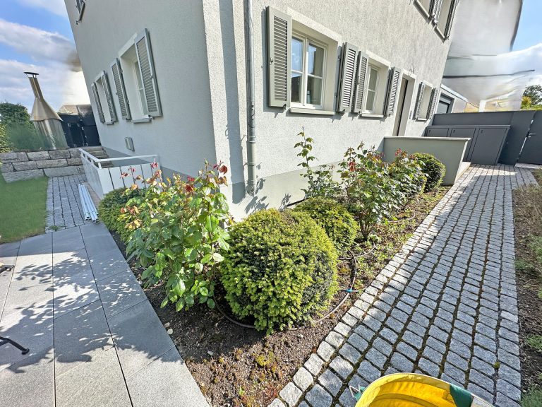 Perfektes Wohnhaus für eine Großfamilie und echte Rarität! in Stuttgart