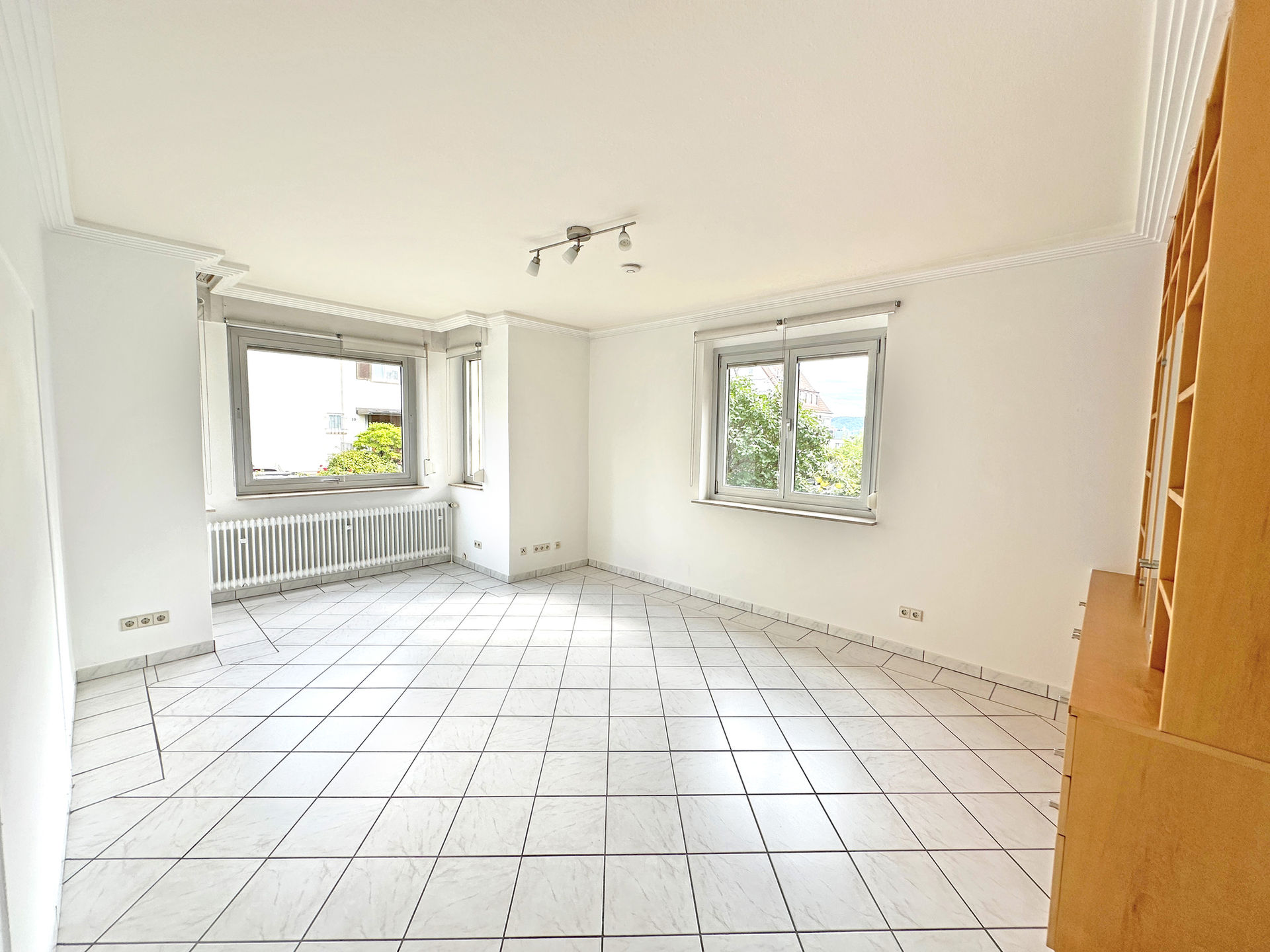 Attraktives 3-Familienhaus, ruhige Top-Wohn-/Aussichtslage, 70376 Bad Cannstatt (Auf der in Stuttgart