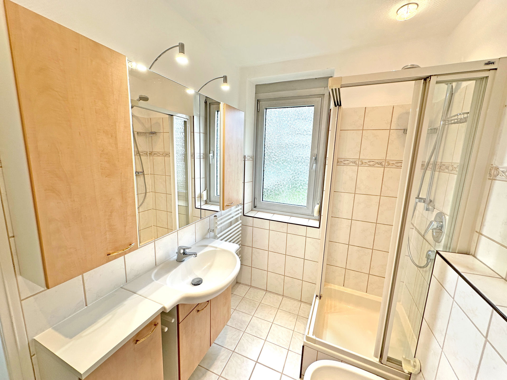 Attraktives 3-Familienhaus, ruhige Top-Wohn-/Aussichtslage, 70376 Bad Cannstatt (Auf der in Stuttgart
