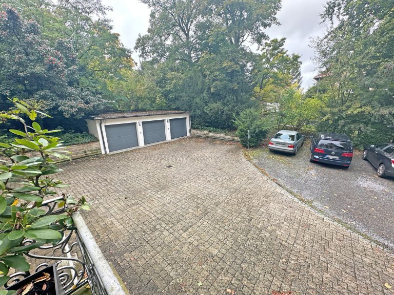 Denkmalgeschützte, vielseitige Jugenstilvilla in Bestlage mit Traumblick, S-Süd (Nähe in Stuttgart